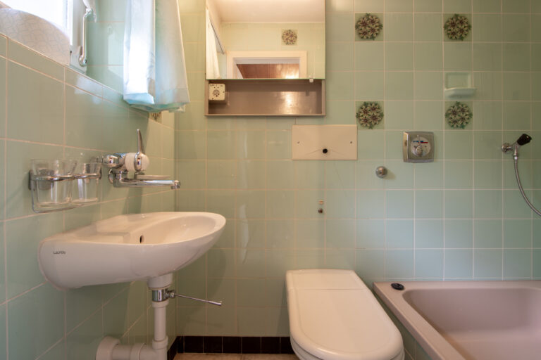 Badezimmer EG