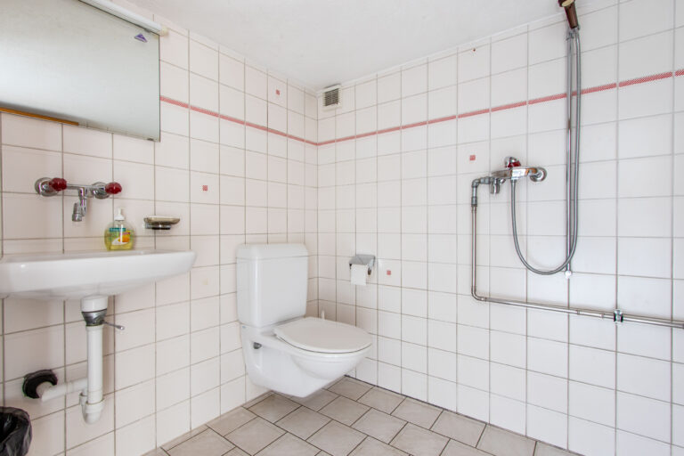 Dusche_WC_Weinkeller