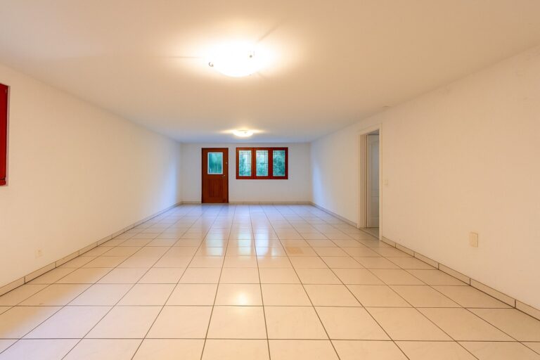 Zimmer_1_UG