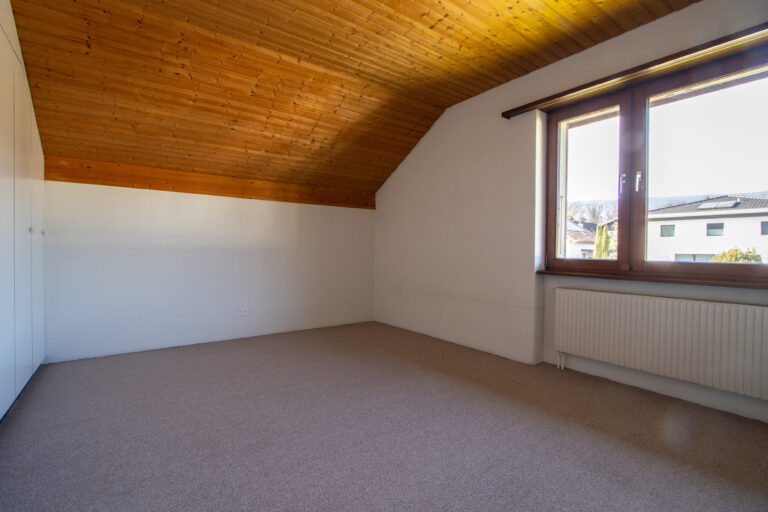 OG_Zimmer hinten rechts