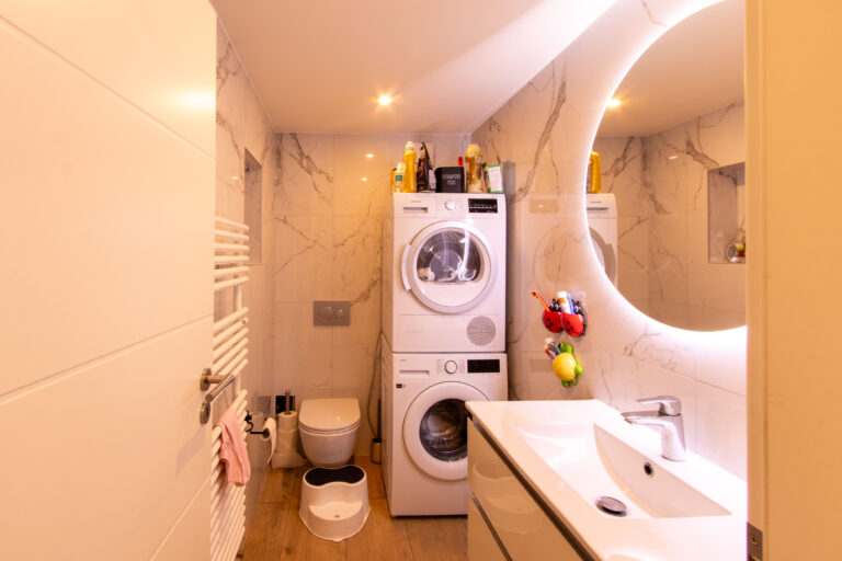 Kleines-Badezimmer