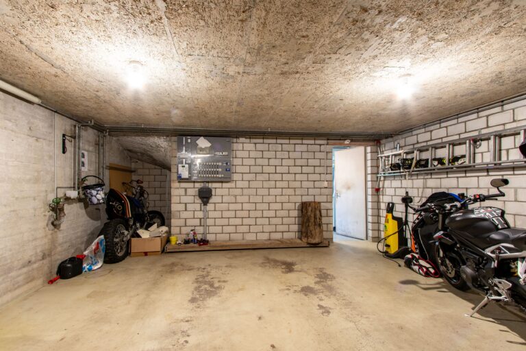Garage bearbeitet