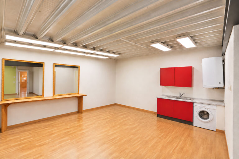 Gewerbe_Coiffeursalon-Obergeschoss