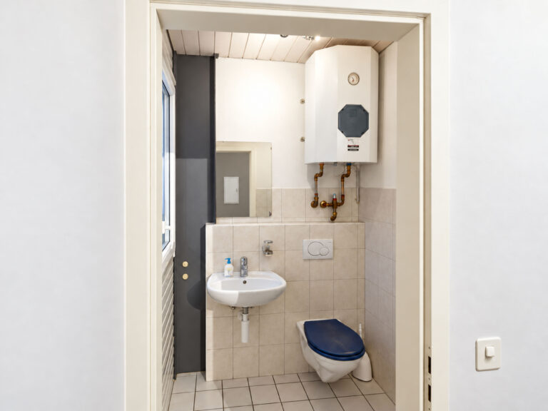 WC-Damen-Obergeschoss